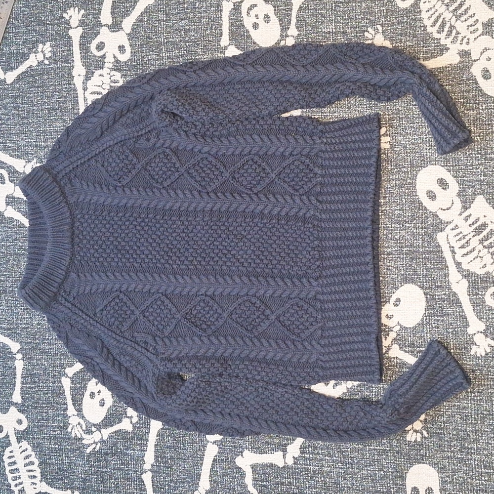 L.L. Bean Signature Cropped Cotton Fisherman Sweater in Navy